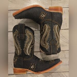 White Diamonds Black and Gold Cowboy Boots For (Little Kids).